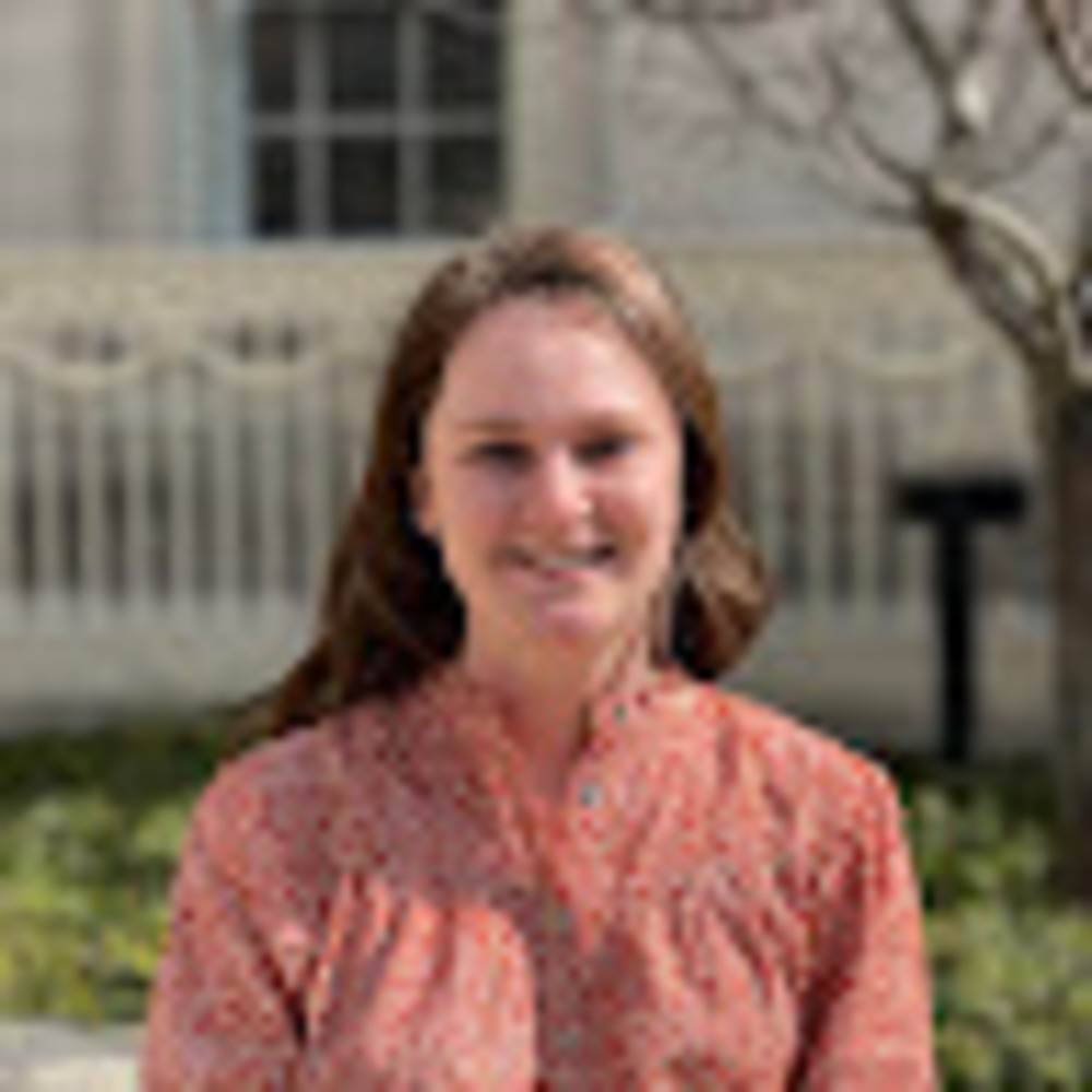 Meet your Posher, Caroline